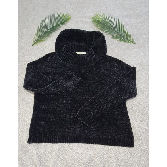 Michael Kors Women's Large Black Long Sleeve Turtleneck Sweater - Picture 3 of 14